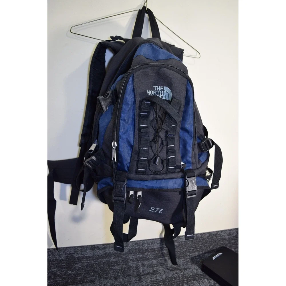Vintage The North Face 27L Blue Daypack Hiking Backpack